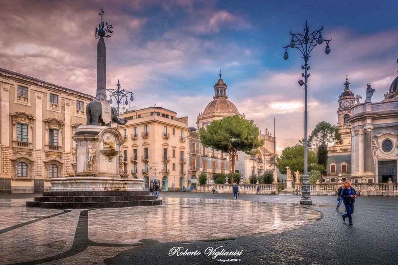 A "Casa Inn-Centro" Monolocale Catania Exterior photo